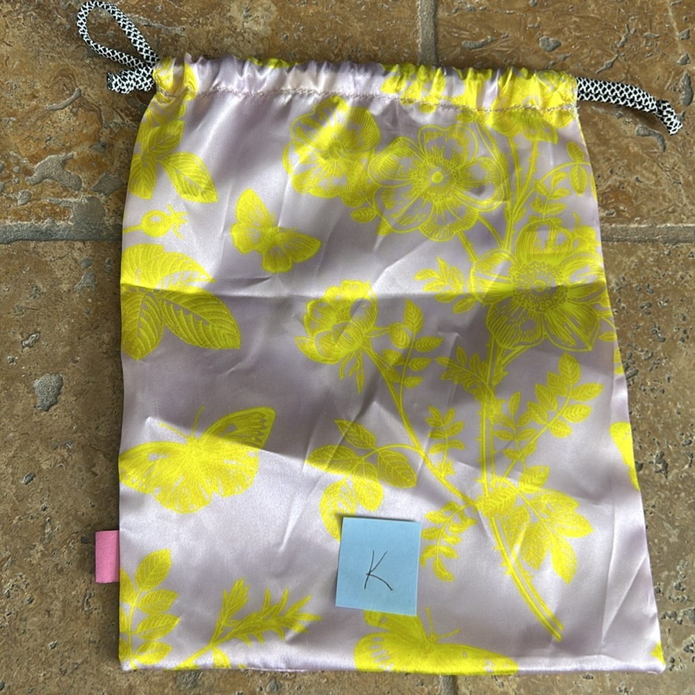Colorful make up Bag Collection, select one - Picture 12 of 16